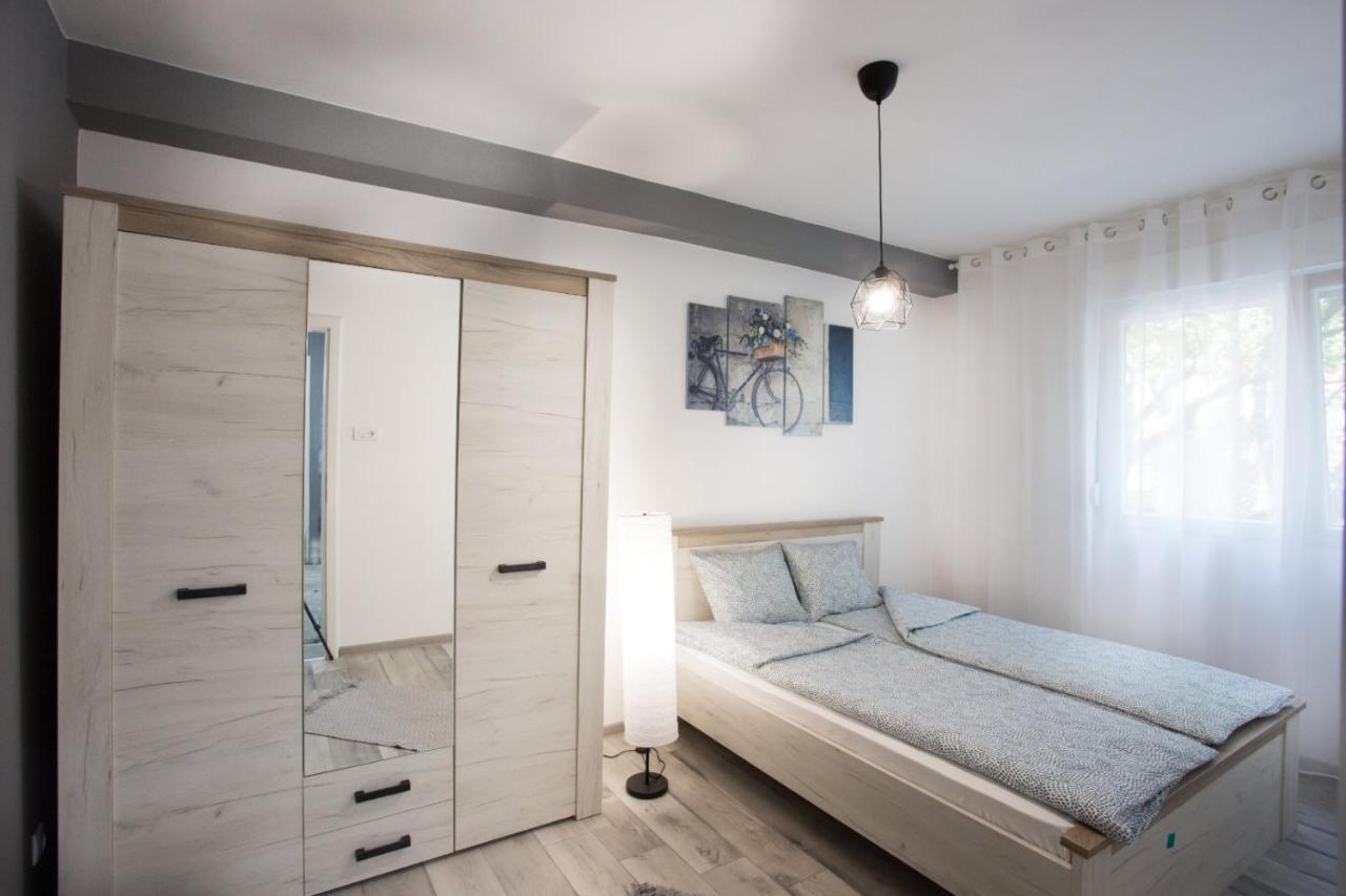 Apartman Petres Sombor Zewnętrze zdjęcie