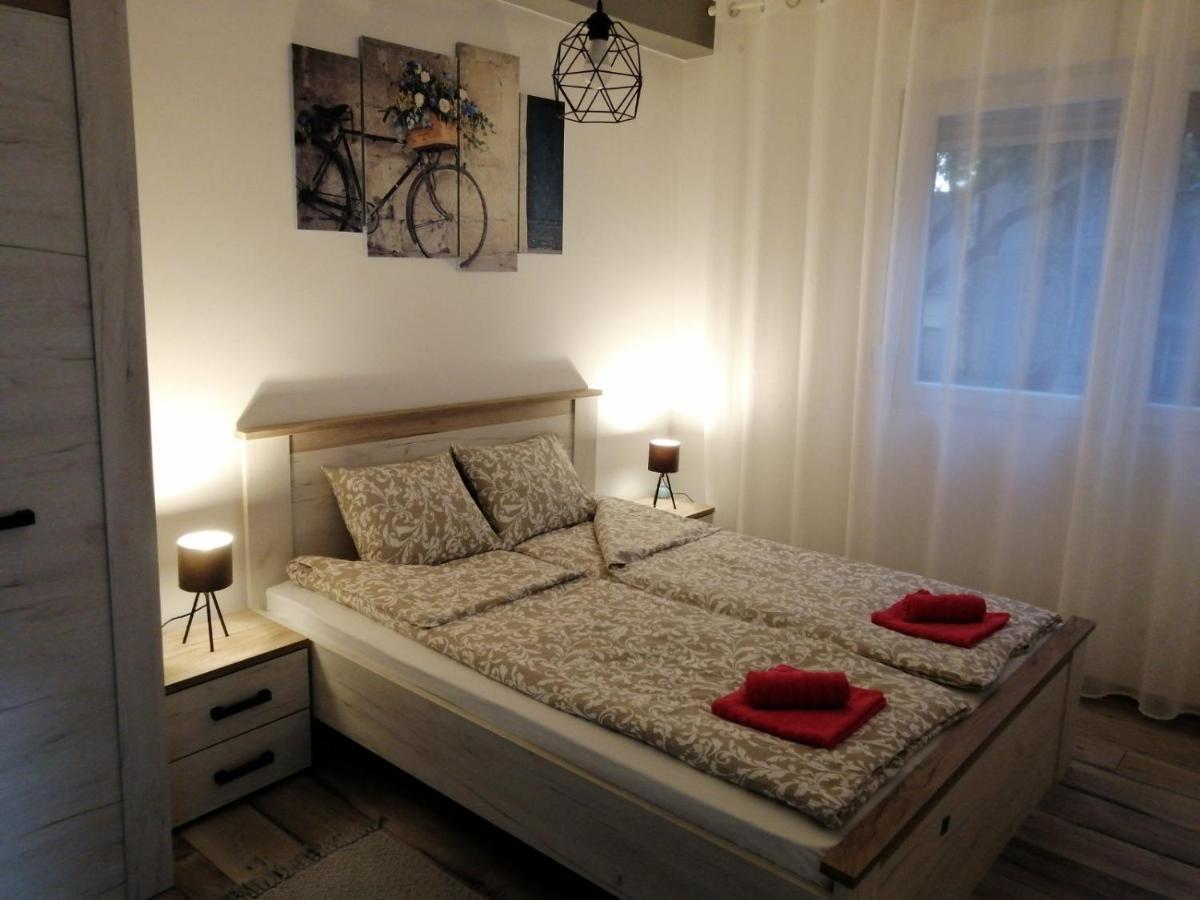 Apartman Petres Sombor Zewnętrze zdjęcie