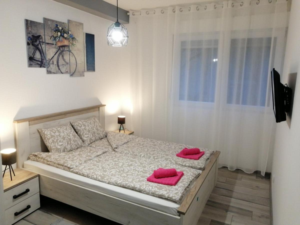 Apartman Petres Sombor Zewnętrze zdjęcie